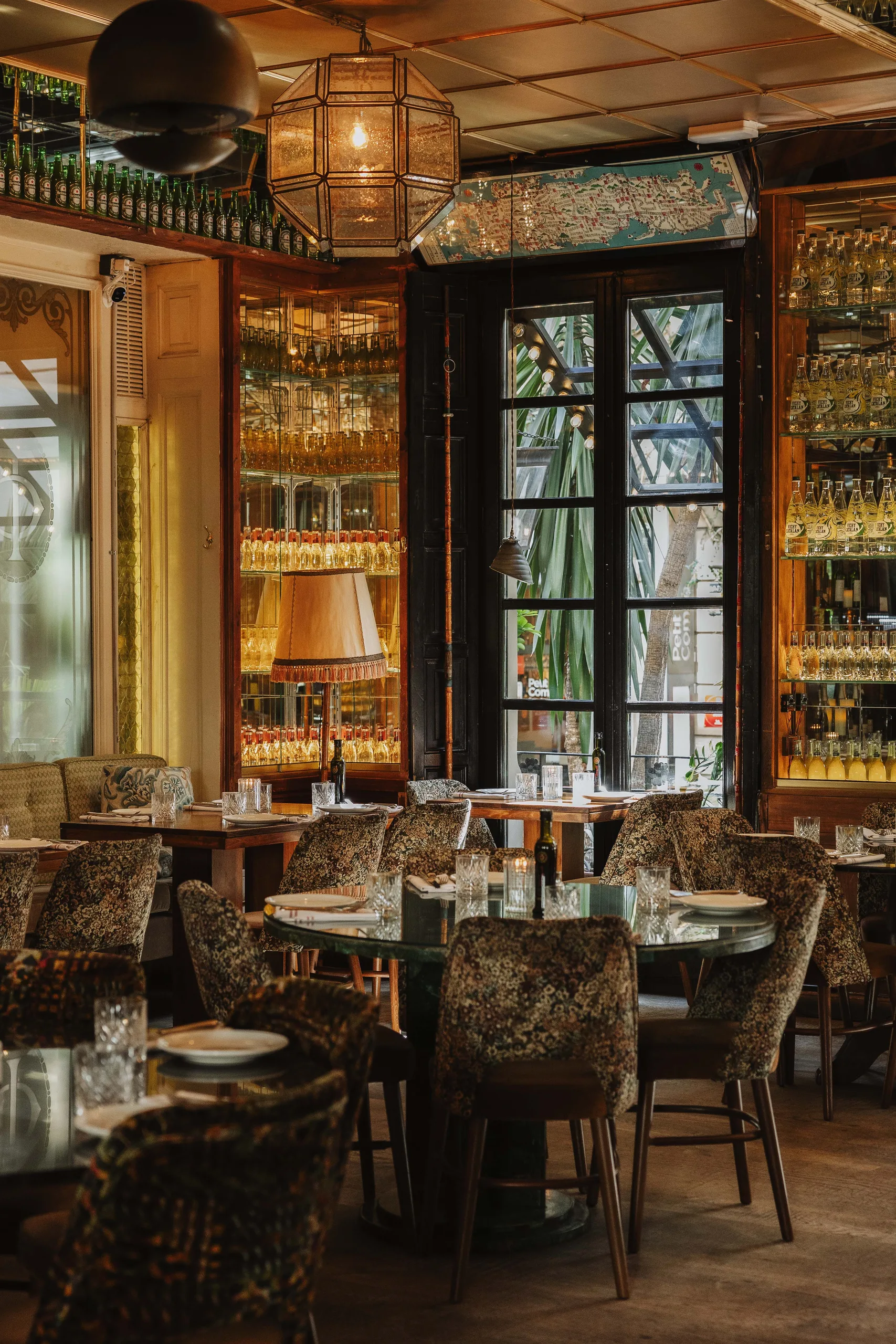 Main dining room at Boca Grande Barcelona